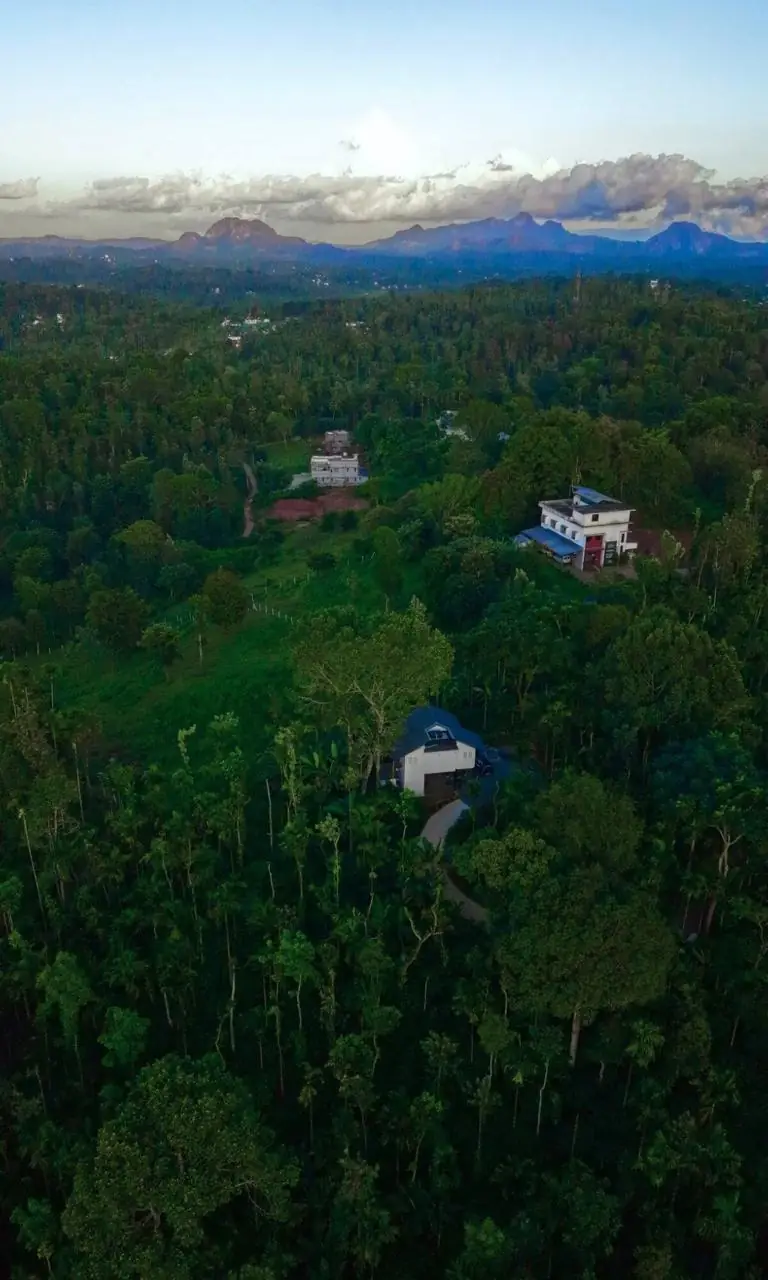 Villa Robusta from above